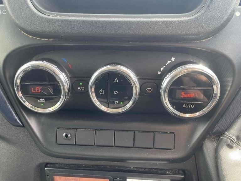 Iveco Daily 70C18 20FT Luton Box Van Taillift Truck Diesel Auto 7.2 Ton Lorry