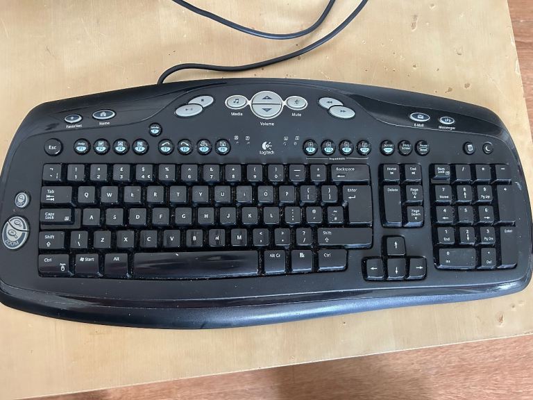 Logitech Wired Keyboard (Y-BN52) – Working