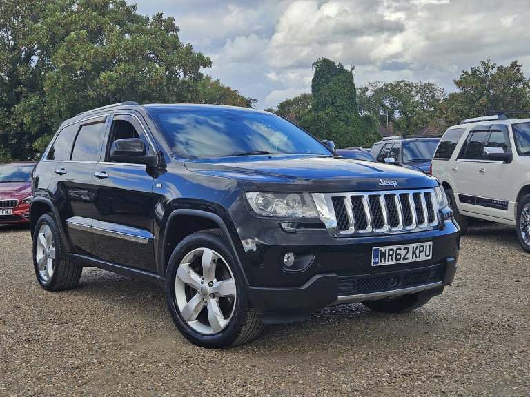 2012 JEEP GRAND CHEROKEE 3.0 CRD 4WD OVERLAND  5dr DIESEL AUTOMATIC BLACK