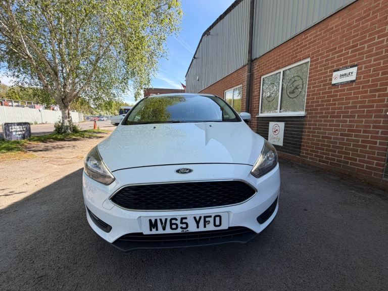 Ford, FOCUS, Hatchback, 2015, Manual, 999 (cc), 5 doors