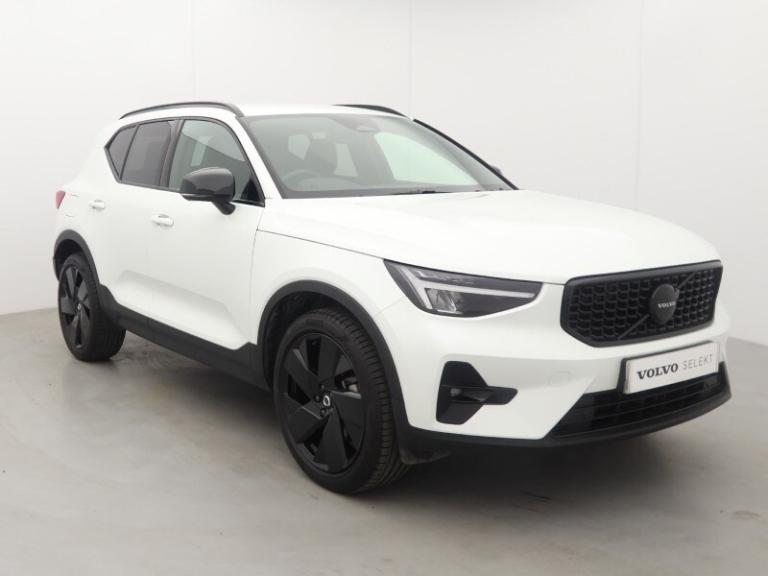VOLVO XC40 2.0 B3P Plus Black Edition 5dr Auto