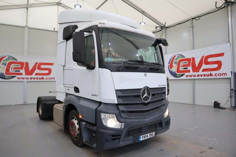 2014 (14 PLATE) Mercedes Benz Actros 1840 4x2 Euro 6 Tractor Units