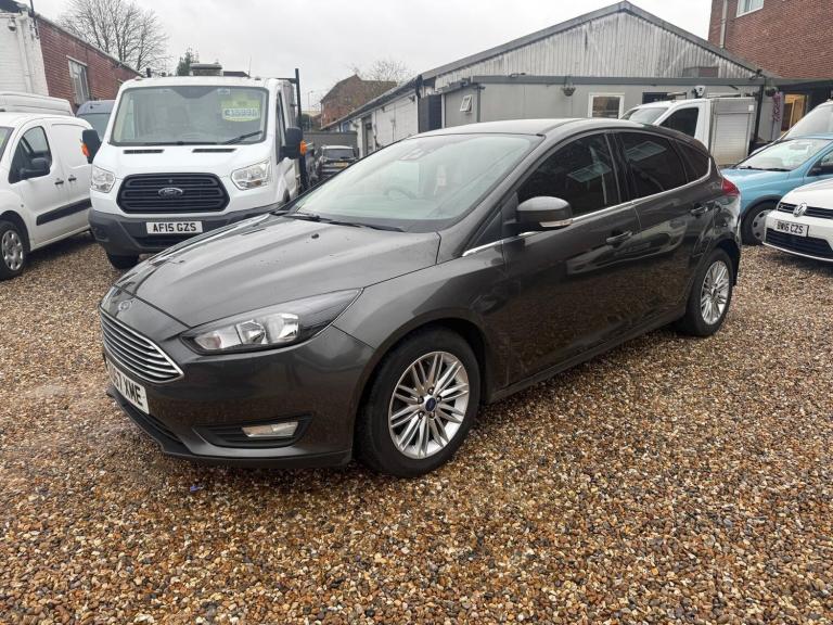 2017 Ford Focus 1.0 EcoBoost 125 Zetec Edition 5dr HATCHBACK PETROL Manual