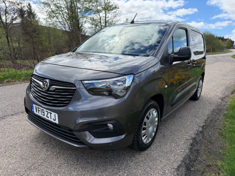 Vauxhall, COMBO CARGO, 2019, Manual, 1560 (cc)