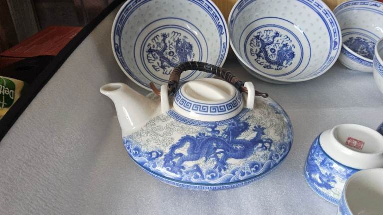 Chinese tea set (Hong Kong 1980)