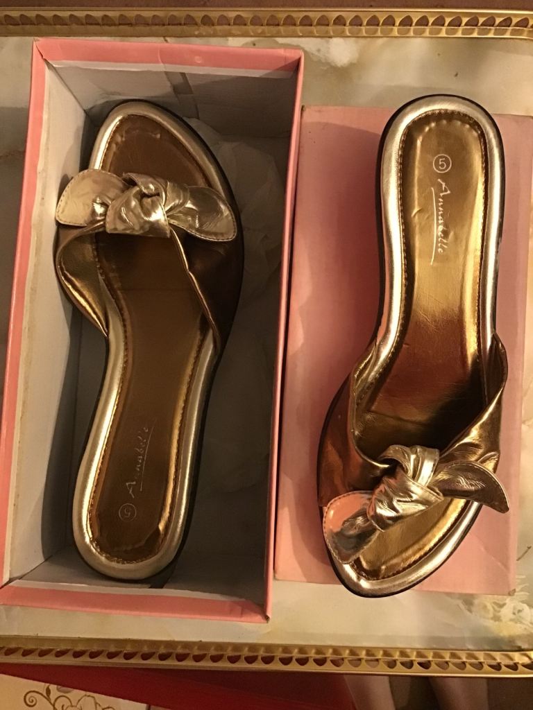 Brand new ladies stylish shoes.