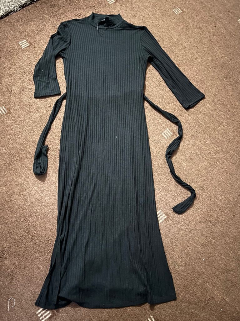 Primark maxi dress with long sleeves with belt