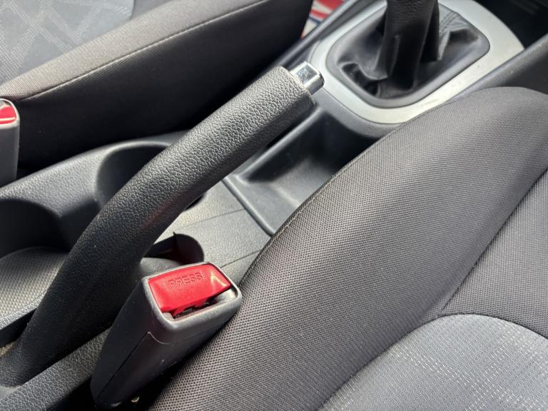 KIA RIO 1.3 1 Air 2016