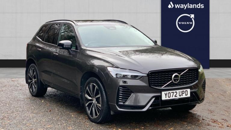 image for 2023 Volvo XC60 Recharge Ultimate, T8 AWD plug-in hybrid, Electric/Petrol, Dark Estate Petrol Par...