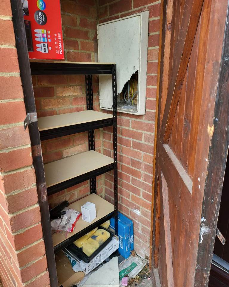 1 Bedroom Mid Terraced House