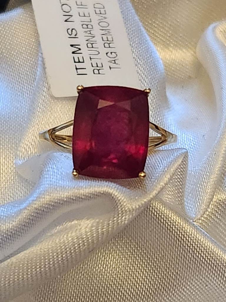 9CT GOLD RUBY Ring Size M 9ct Gold Yellow Gold Solitaire Ruby  NEW