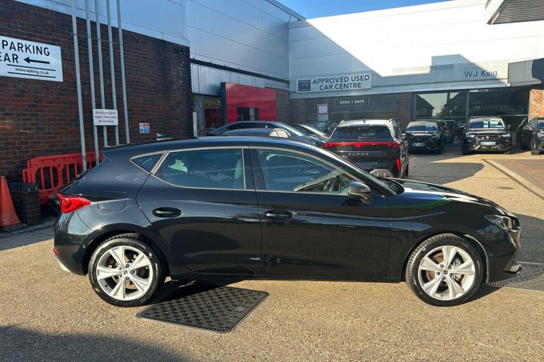  SEAT Leon 1.5 Tsi Fr Hatchback 5dr Petrol Manual Euro 6 s/s 115 Ps Petrol