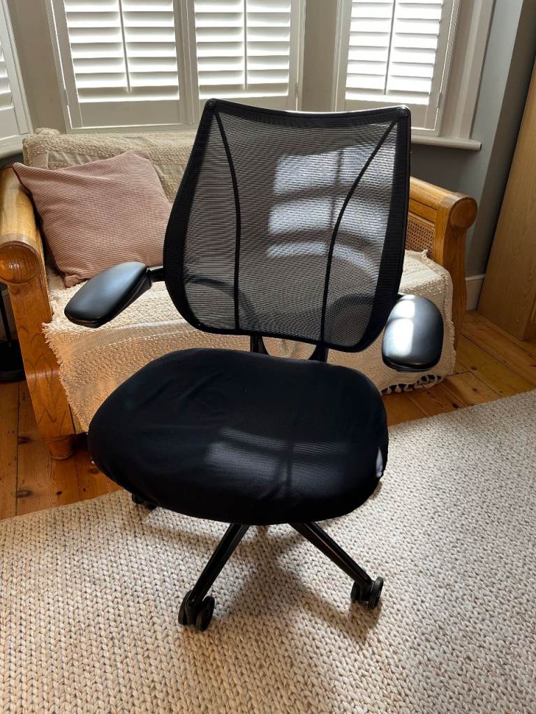 Humanscale Liberty Office Chair Black - Adjustable/Ergonomic Excellent Condition