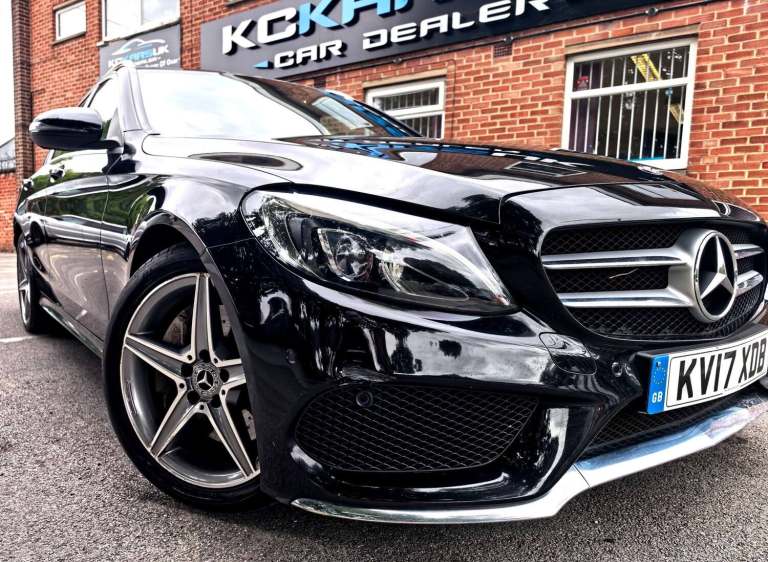 2017 Mercedes-Benz C Class 2.1 C 250 AMG Line Premium+ D Auto | Glass Roof | Full 8 Services Hist...