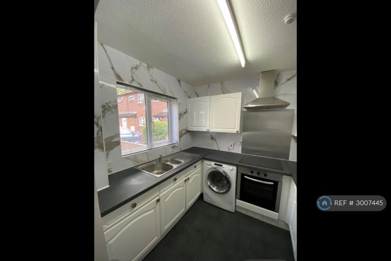 2 bedroom house in Corfield Street, London, E2 (2 bed) (#3007445)