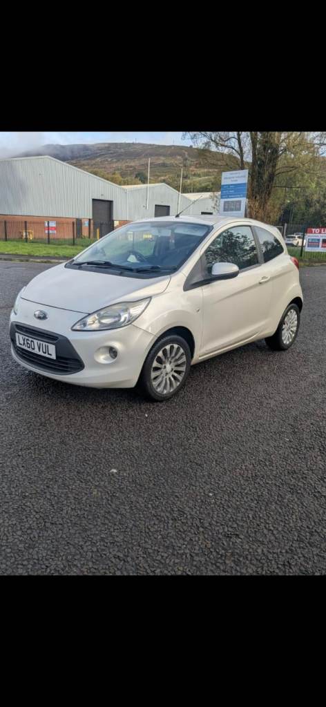 Ford, KA, Hatchback, 2010, Manual, 1242 (cc), 3 doors