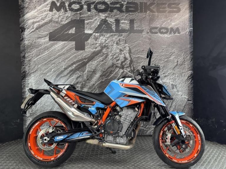 KTM 890 DUKE R 2020