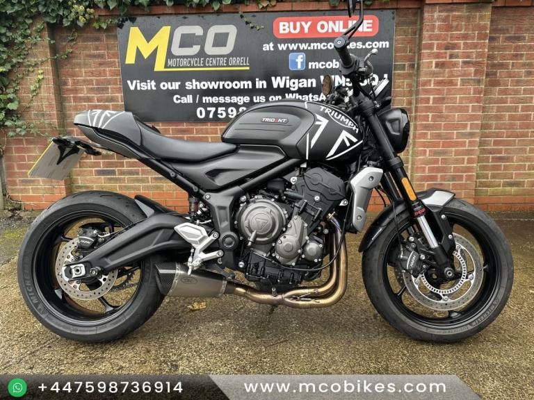 Triumph Trident 660 71reg 5499miles FSH Excellent condition Lots of extras