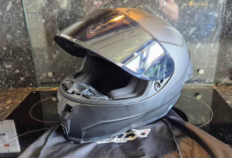 Nenki aero motorbike helmet 