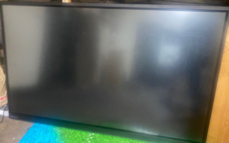 Clevertouch UX Pro 86