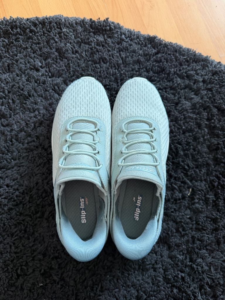 Skechers Bobs Slip-ins Trainers - Grey, Good Condition