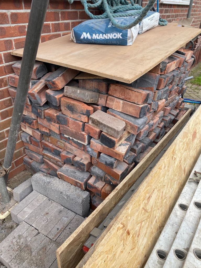 Free to collector - Approx 450 London Bricks