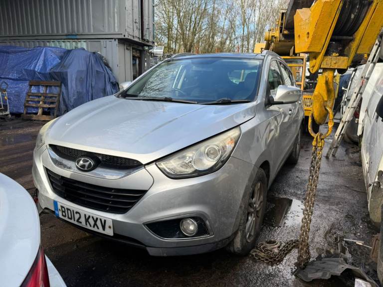 ♻️Hyundai ix35 1.7 petrol silver 5 door breaking for parts♻️