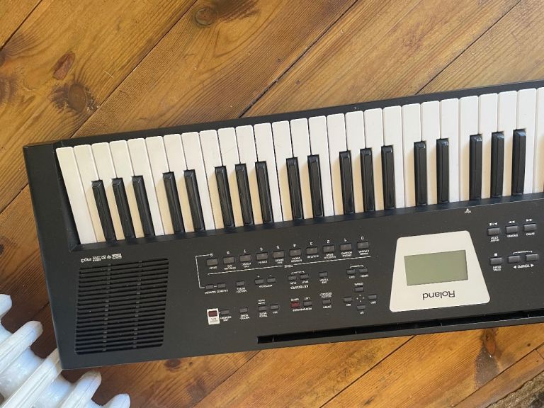 Roland BK3 backing keyboard 