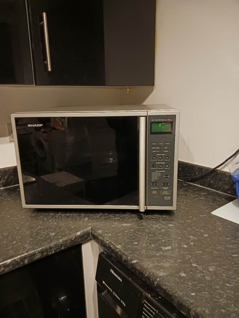 Sharp jet convection and grill