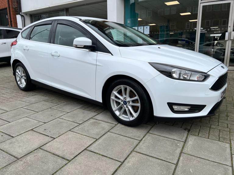 2015 Ford Focus 1.0 EcoBoost 125 Zetec 5dr HATCHBACK Petrol Manual