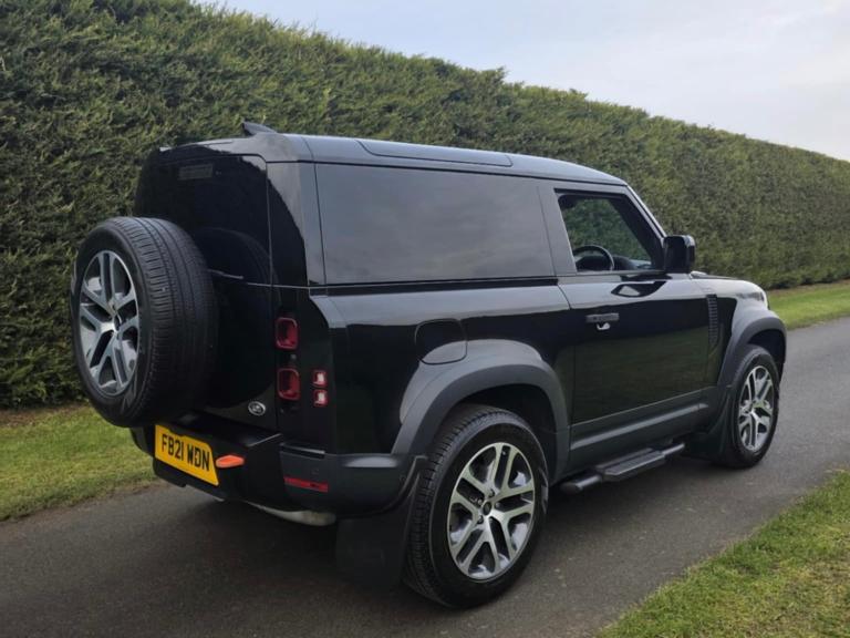 2021 Land Rover Defender 3.0 D200 Hard Top Auto PANEL VAN Diesel Automatic