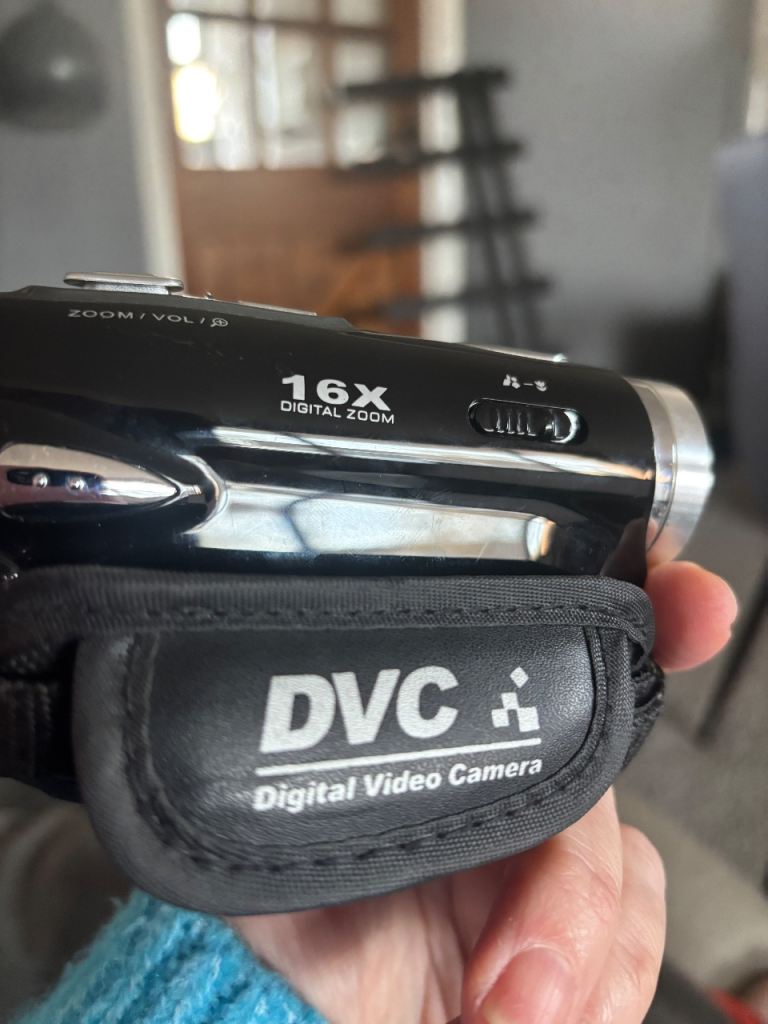DVC Digital Video Camera Full HD 1280x720P Max 20 Mega Pixels ... DVC (Digital Video Camera) mode
