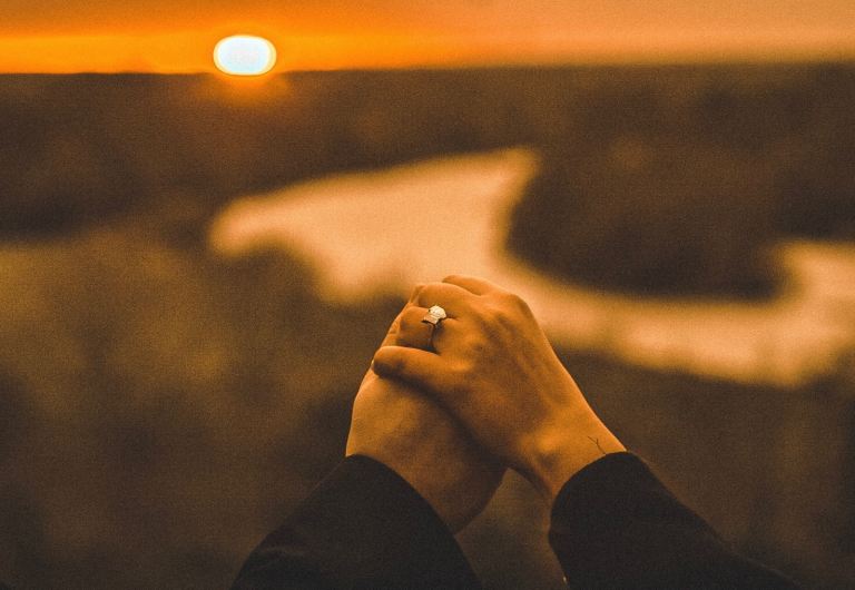 Last minute Xmas 🎄 deals on portraits, events, celebrations.