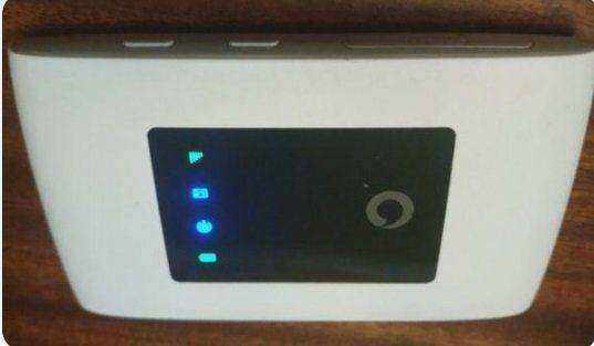 4G WIFI Pocket internet mobile - home / caravan or chalet Vodafone pocket mobile internet dongle