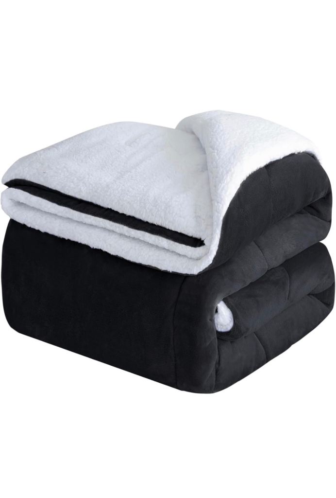 Fluffy fleece blanket