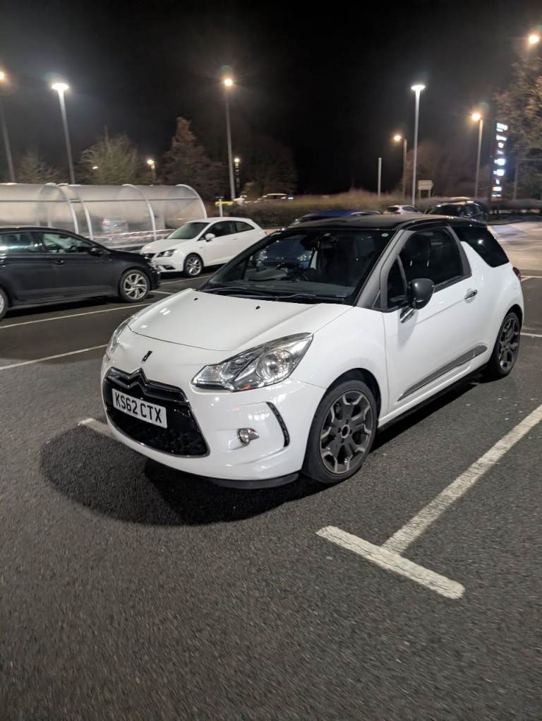 Citroen, DS3, Hatchback, 2013, Manual, 1560 (cc), 3 doors