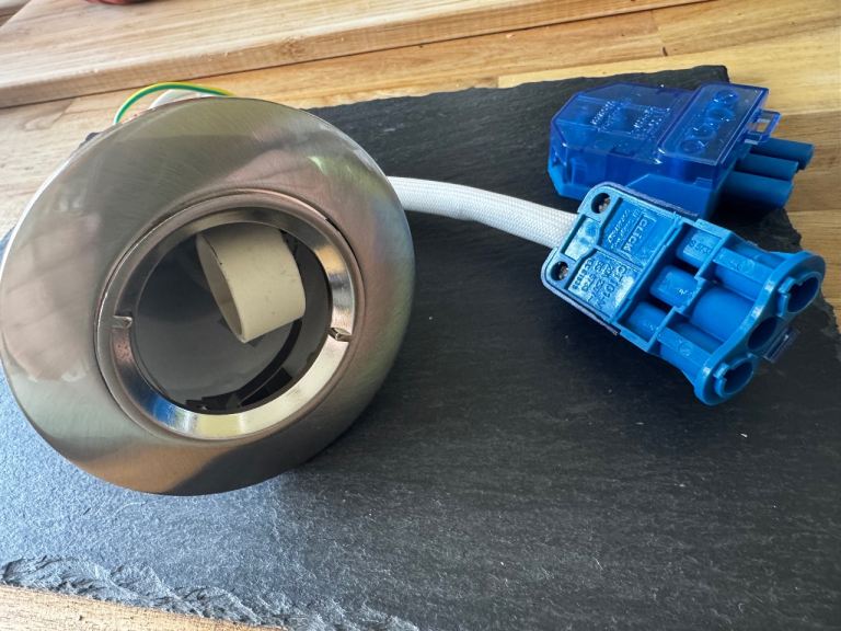 14 Recessed Ceiling Downlight with Connectors – chrome Finish