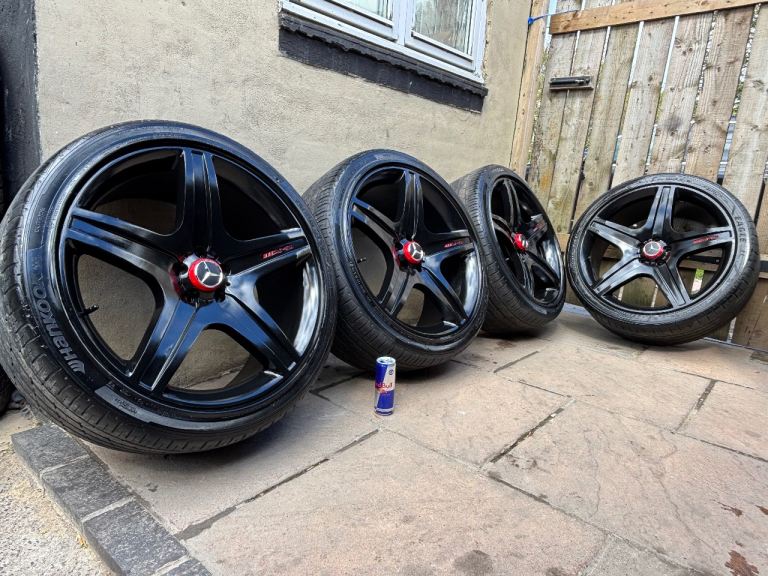 Mercedes 22” AMG Alloy Wheels