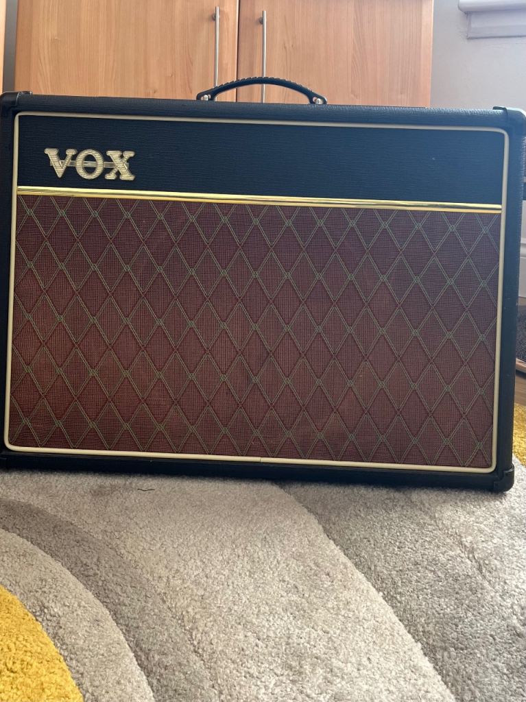 VOX AC15CC1 amplifier in great working condition 
