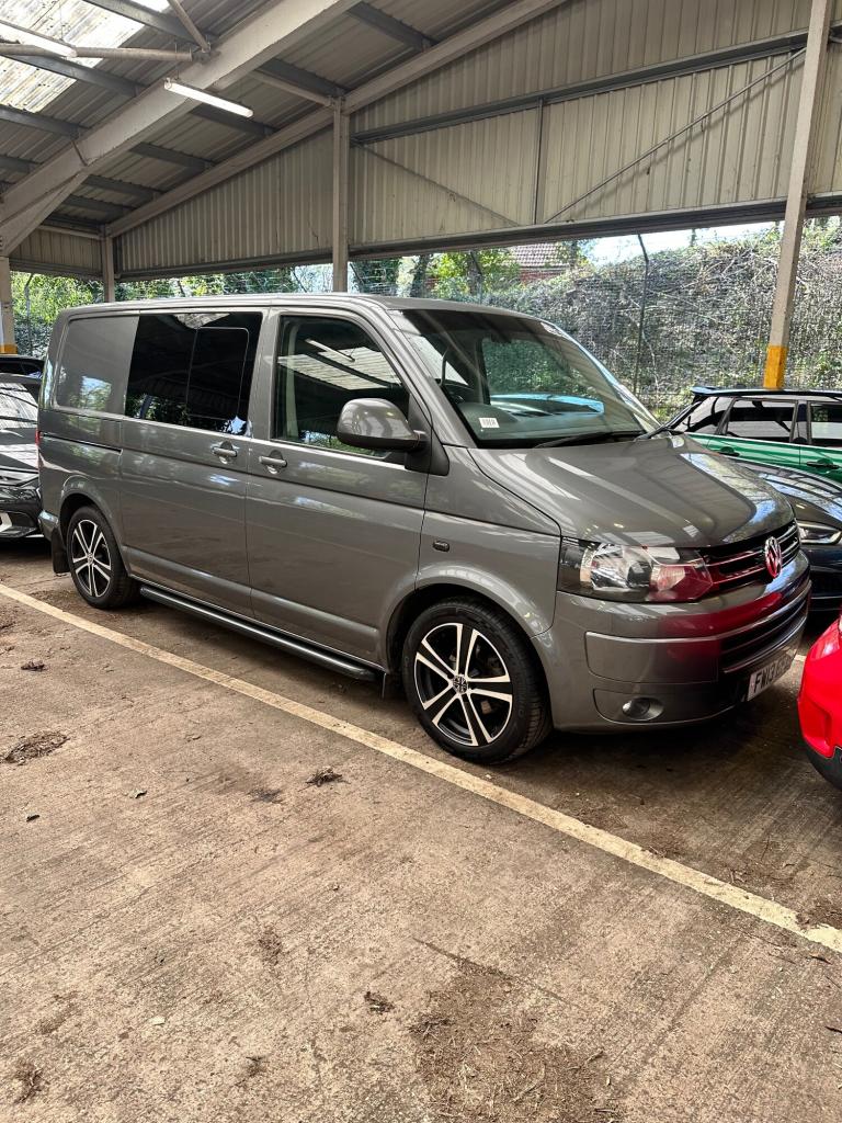 2013 Volkswagen Transporter 2.0 BiTDI 180PS Highline Kombi Van WINDOW VAN Diesel Manual