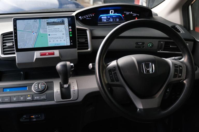 2025 Honda Freed Hybrid - 1 Owner HYBRID ELECTRIC Automatic