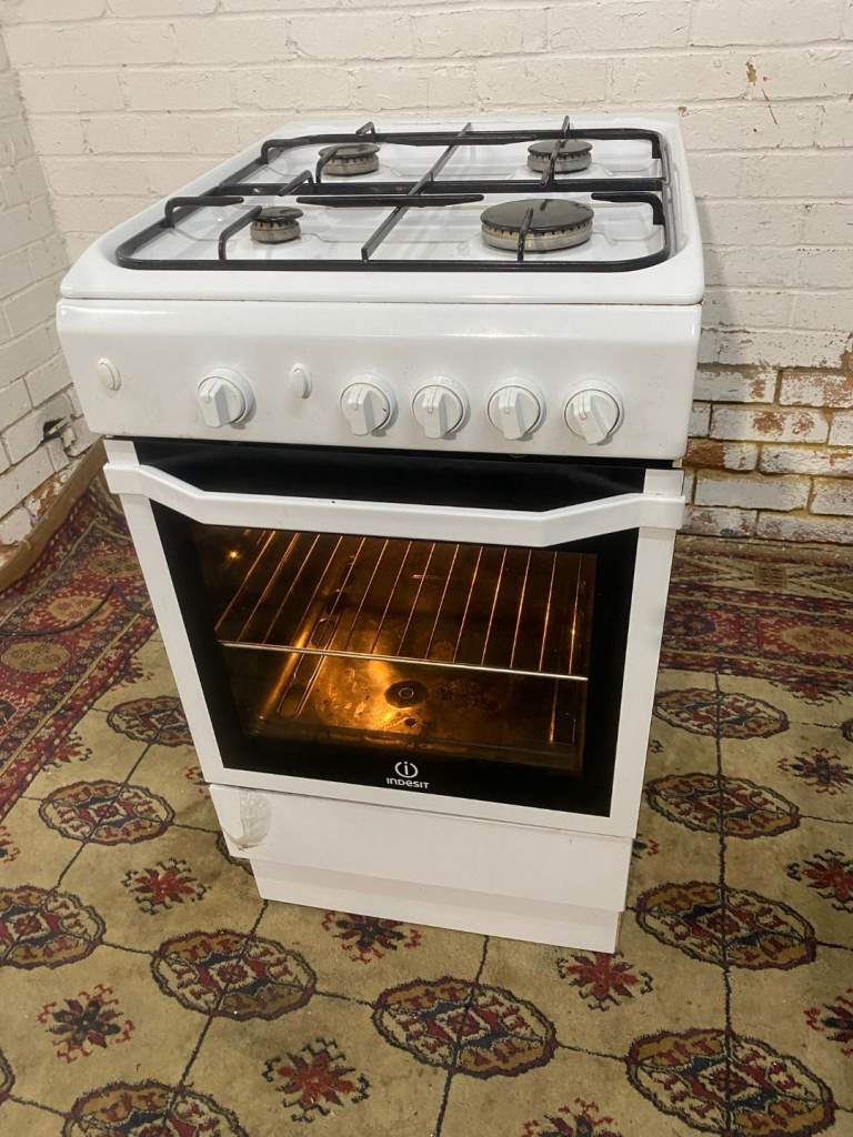 Beautiful 50 CM Indesit Gas Cooker