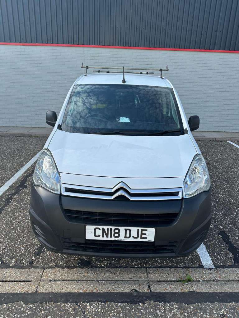 Citroen, BERLINGO, Panel Van, 2018, Manual, 1560 (cc) only 72000 miles 