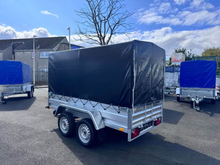 BRAND NEW 8,7ft x 4,2ft TWIN AXLE TRAILER WITH 150CM FRAME COVER AND RAMP 7500KG UN BARKED