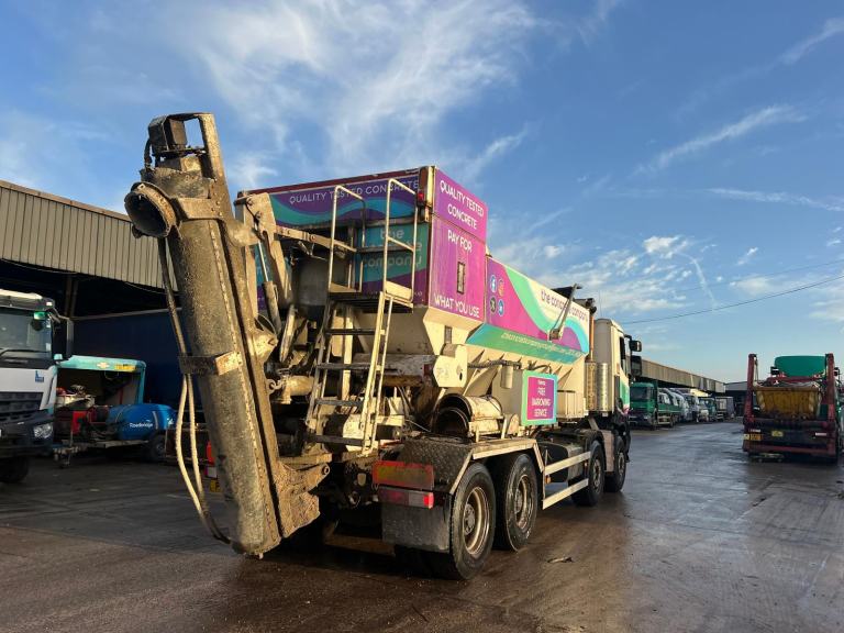 2014 64 Renault C (C) 430 8x4 , BAYLYNX VOLUMETRIC MIXER 