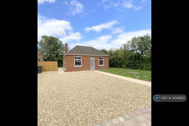 2 bedroom house in Thoresby Road, Grimsby, DN36 (2 bed) (#3042652)