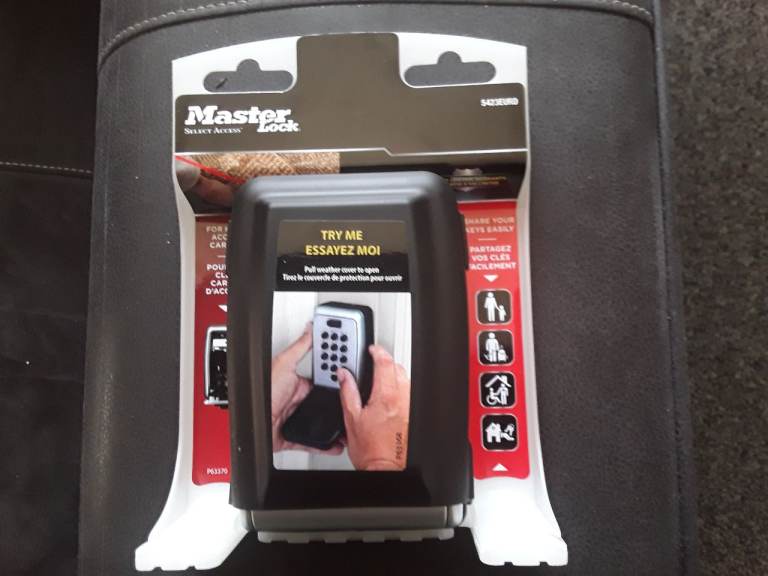 Master lock keysafe as drop down weatherproof cover and keysafe door brand new 