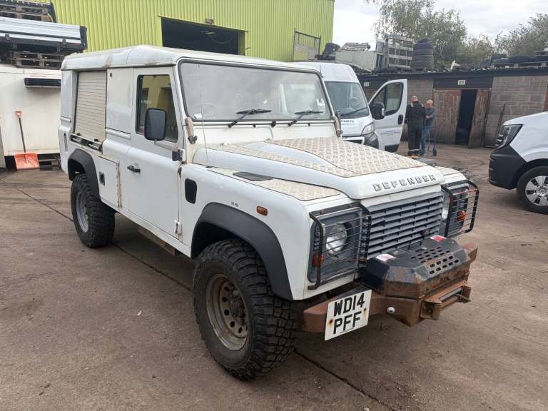 2014 Land Rover Defender Hard Top TDCi [2.2] PANEL VAN Diesel Manual