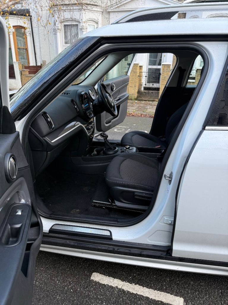 Mini, COUNTRYMAN, Hatchback, 2019, Semi-Auto, 1499 (cc), 5 doors