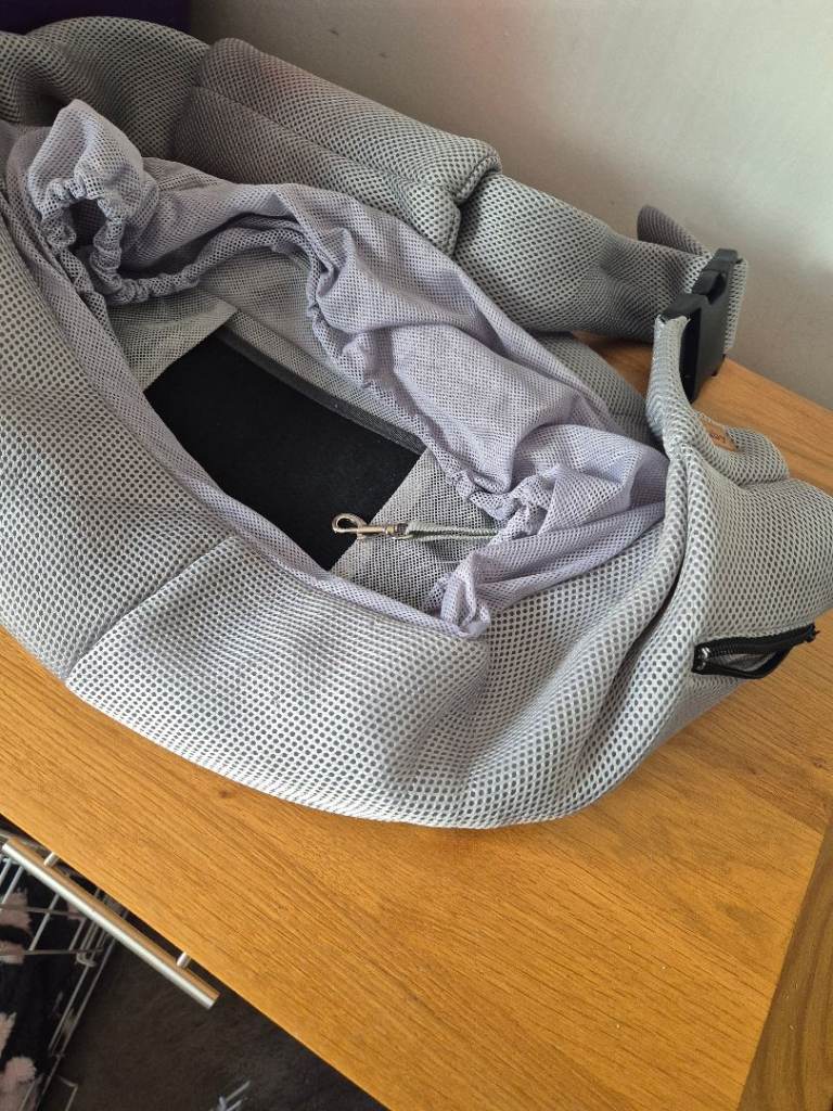 Puppy sling carrier 